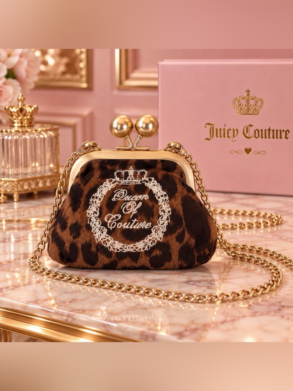 Juicy Couture Queen of Couture Kisslock Chain Coin Purse Bag NWT
